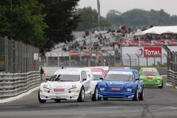 AC 03 Evo2 podczas Grand Prix Electrique de Pau 2012