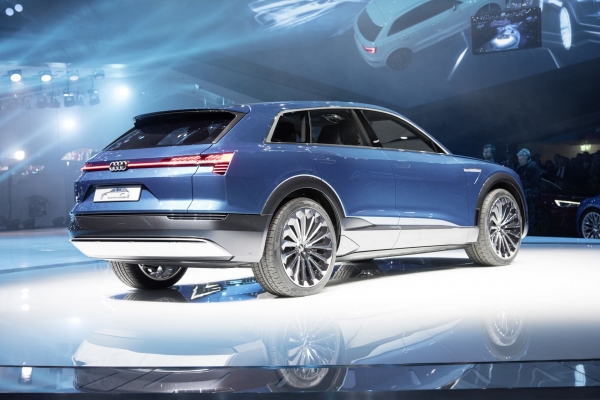 Audi e-tron quattro concept
