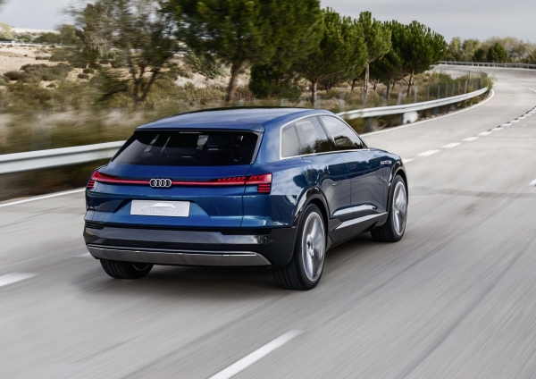 Audi e-tron quattro concept