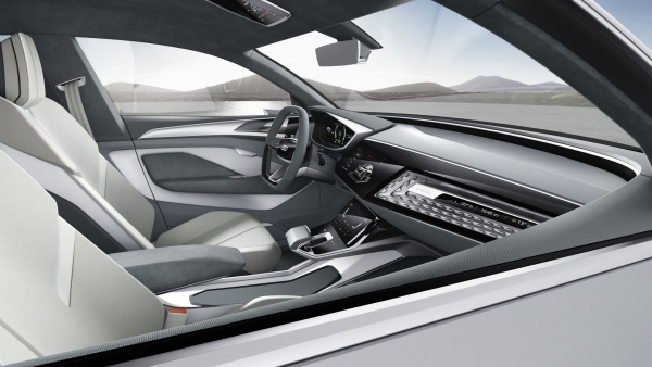 Audi e-tron Sportback concept