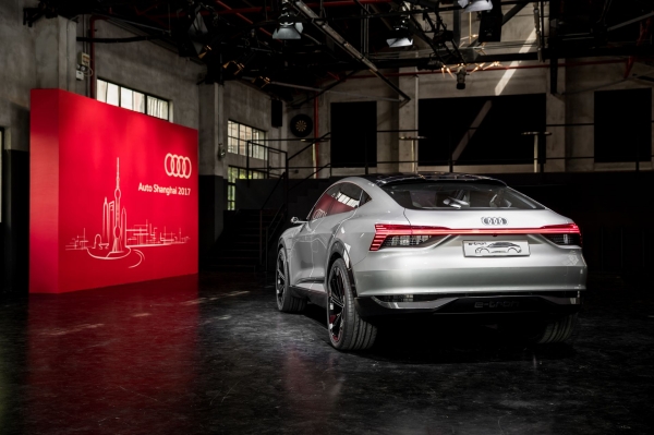 Audi e-tron Sportback concept