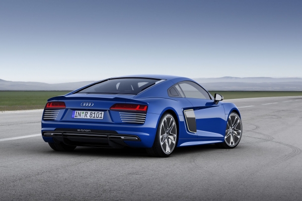 Audi R8 e-tron 2015