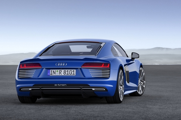 Audi R8 e-tron 2015