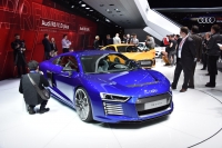 Audi R8 e-tron na wystawie Geneva Motor Show 2015