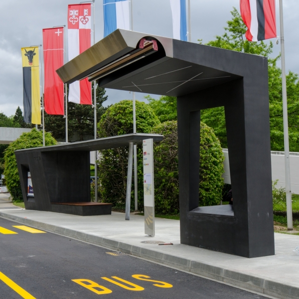 przystanek dla autobusu elektrycznego TOSA