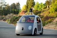 Autonomiczne samochody elektryczne firmy Google