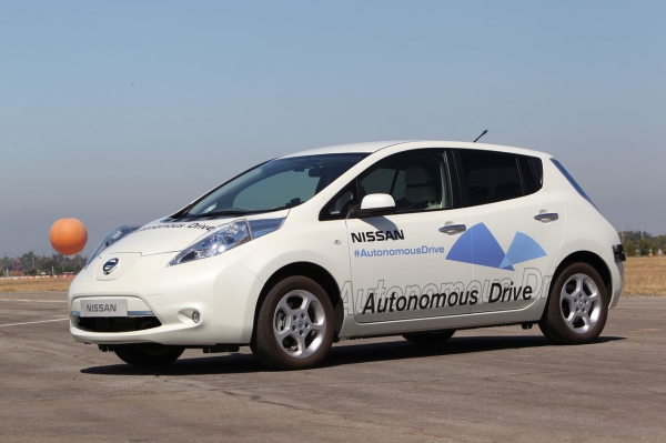 Autonomiczny Nissan Leaf