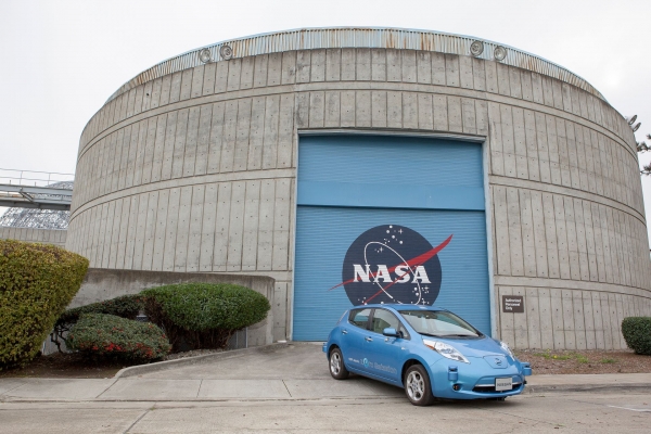 Autonomiczny Nissan Leaf