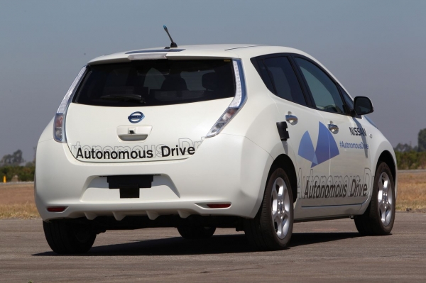 Autonomiczny Nissan Leaf