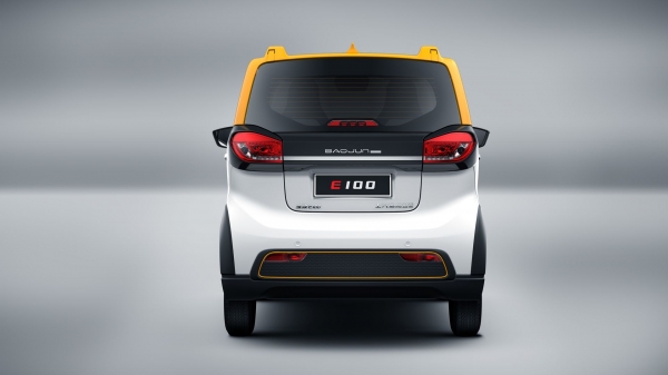 Baojun E100