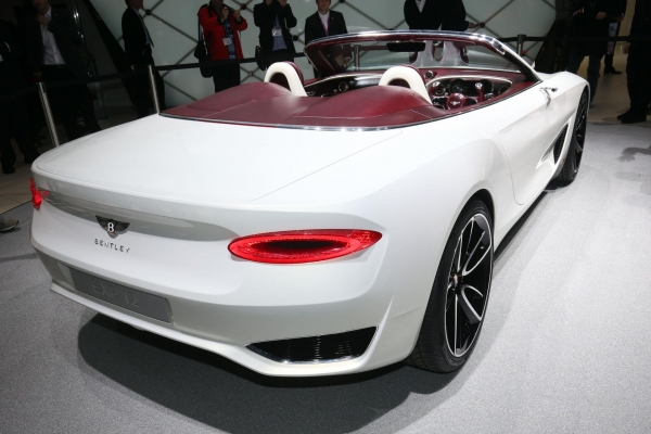 Bentley EXP 12 Speed 6e concept