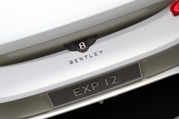 Bentley EXP 12 Speed 6e concept