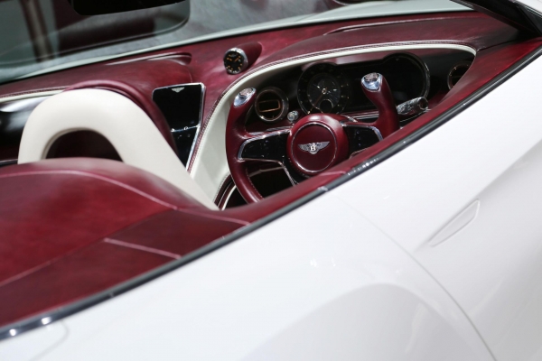 Bentley EXP 12 Speed 6e concept
