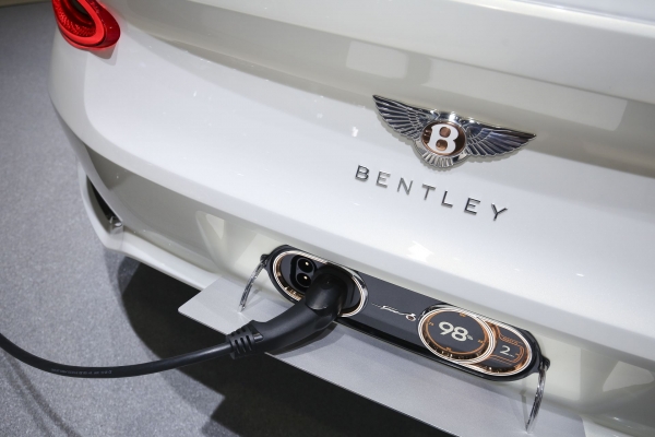 Bentley EXP 12 Speed 6e concept