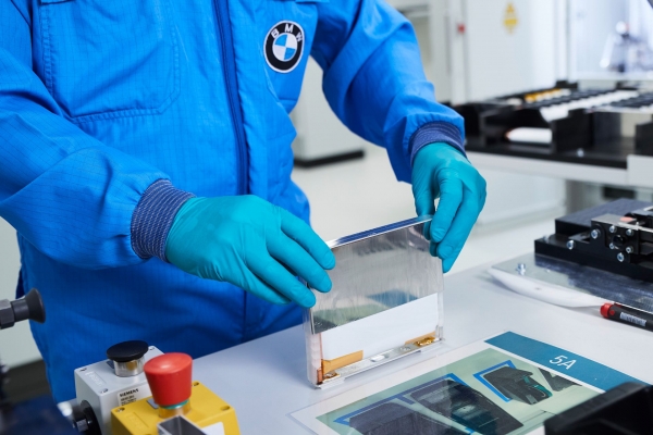 BMW Battery Cell Competence Centre - produkcja prototypowego ogniwa litowo-jonowego