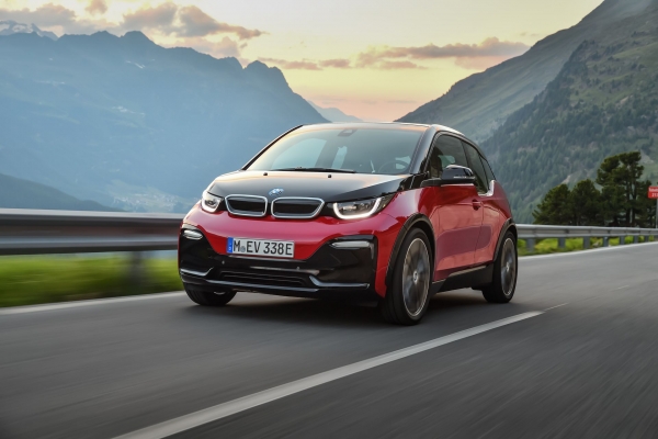 BMW i3s