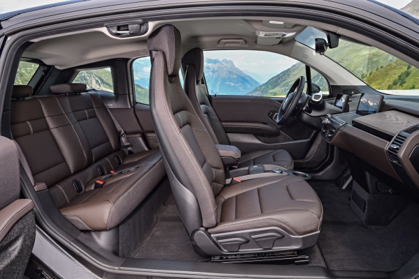 BMW i3s
