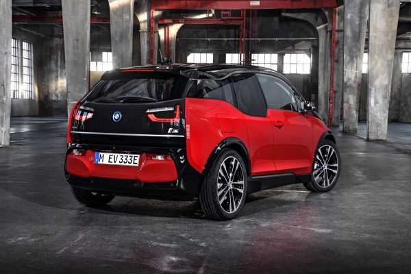 BMW i3s