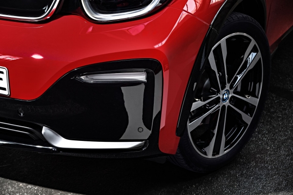 BMW i3s