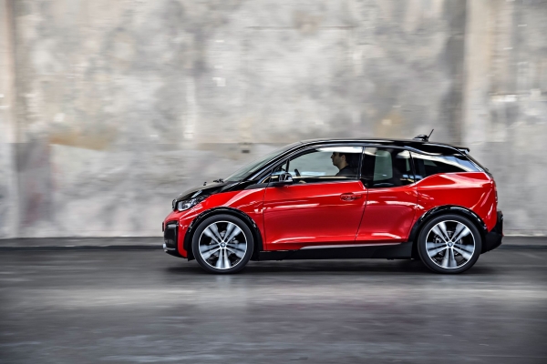 BMW i3s