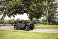 Bollinger Motors pyta Teslę o dostęp do Superładowarek