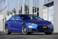 Brabus zaprezentował we Frankfurcie zmodyfikowaną Teslę Model S