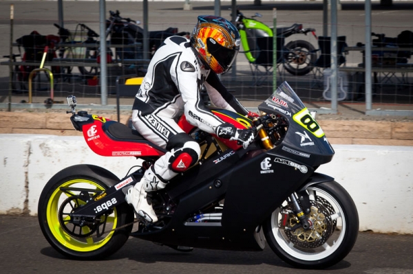 Brammo Empulse RR