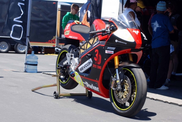 Brammo Empulse RR