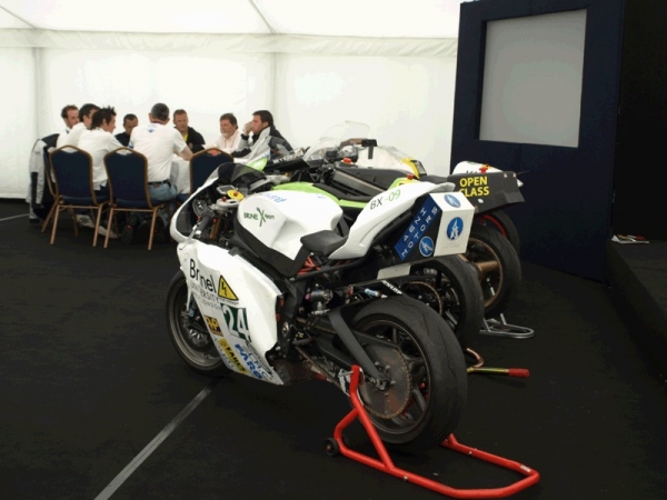 Brunel X-Team BX-09