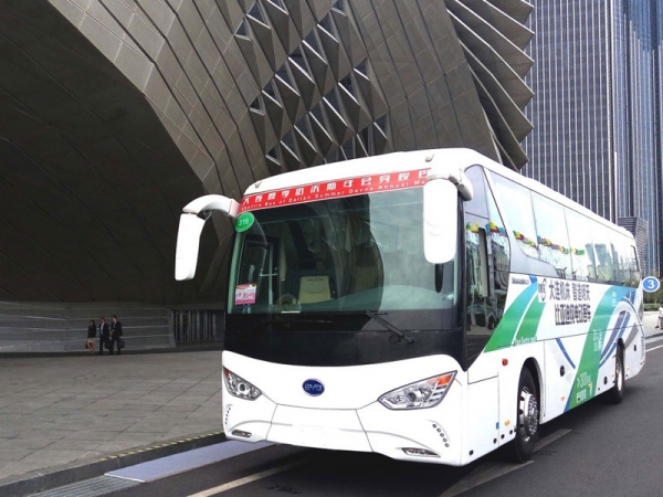 BYD C9