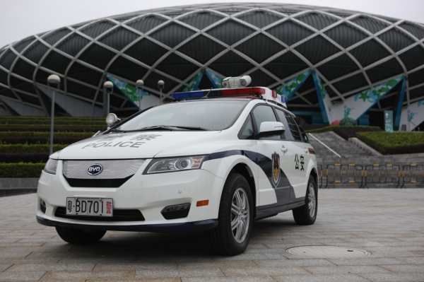 BYD e6