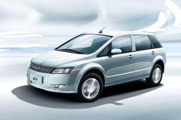 BYD E6
