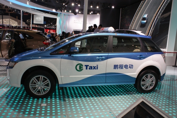 BYD E6
