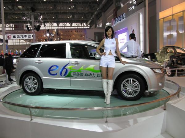 BYD E6