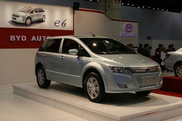 BYD E6