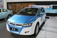 BYD dostarczy kilkadziesiąt elektrycznych taksówek dla Bogoty