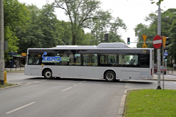 BYD K9