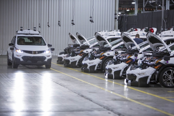 Chevrolet Bolt EV - produkcja prototypów z funkcjami autonomicznej jazdy