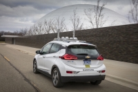 Pierwszy autonomiczny Chevrolet Bolt EV odnotował kolizję (nie ze swojej winy)