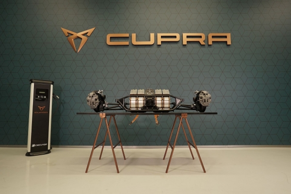 Cupra e-Racer - napęd trakcyjny
