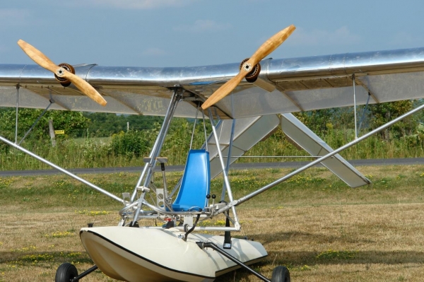 E-Lazair