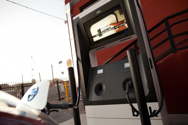 Szybka ładowarka ECOtality Blink