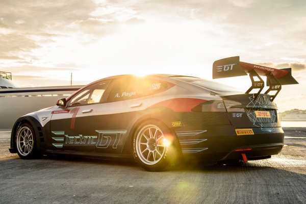 Electric GT Championship - Tesla Model S P85