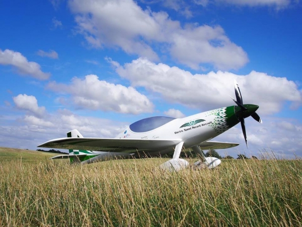 Electric Lightning P1 E - model