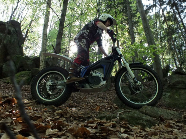 Electric Motion EM 5.7 2014