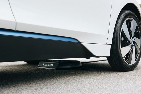 BMW i3 z systemem Evatran Plugless o mocy 7,2 kW
