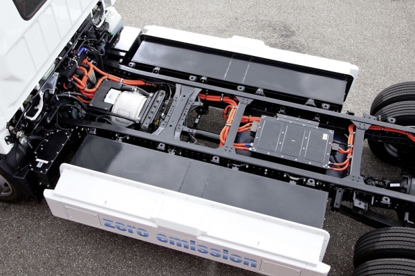 Fuso Canter E-CELL 2014