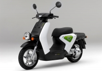 Honda rozpoczyna leasing elektrycznych skuterów