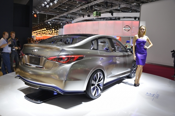 Infiniti LE Concept