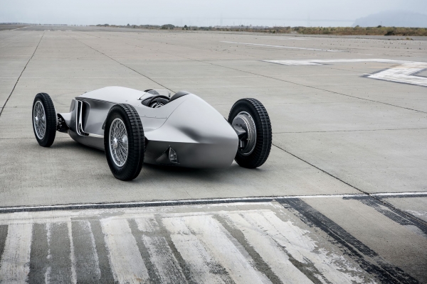 Infiniti Prototype 9